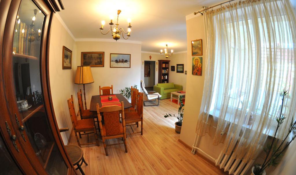 Cozy Apartment In Tarnow Exterior photo